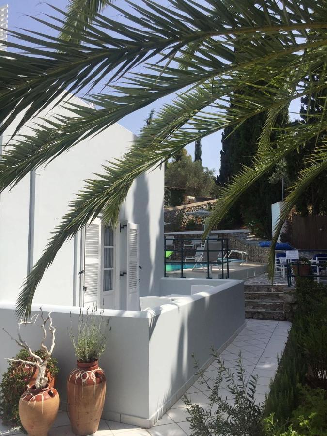 Oltremare Inn Spétses Екстериор снимка